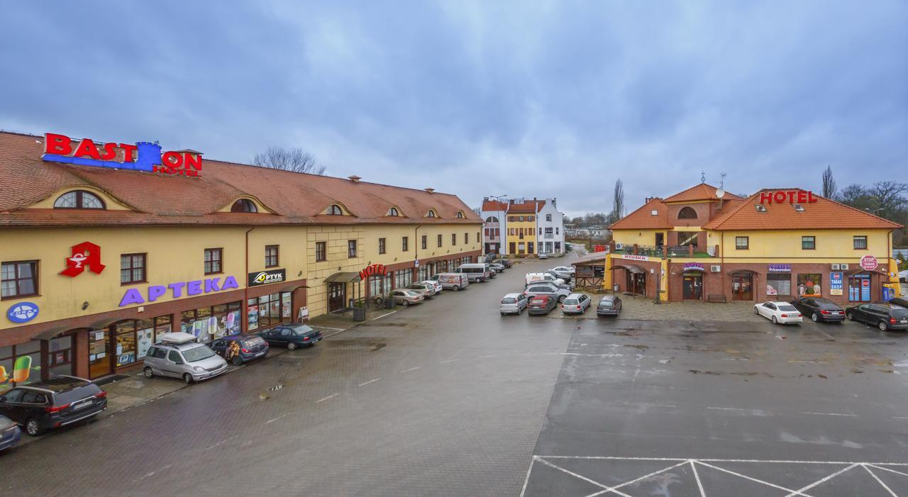 Hotel Bastion Костшин-над-Одрон Экстерьер фото